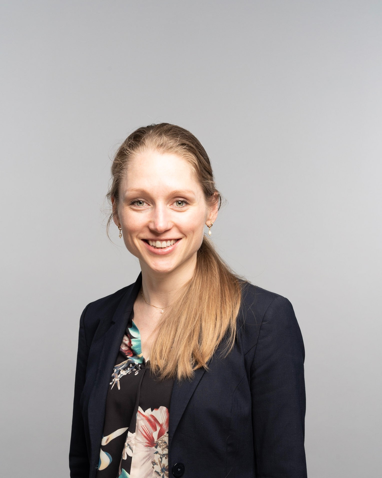 Miss Laura Aggenbach