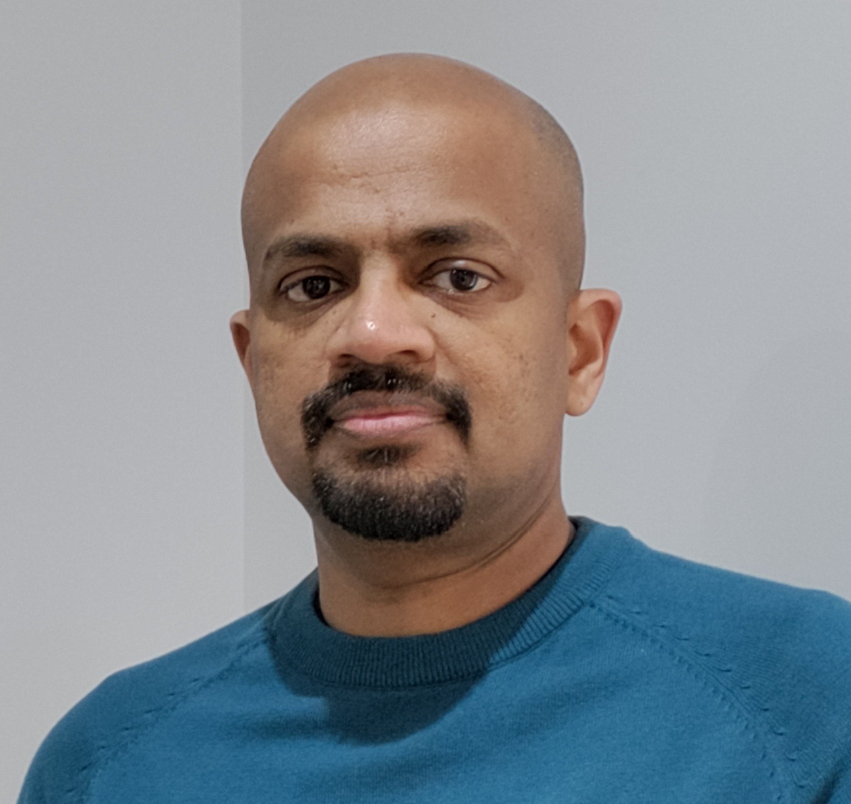 Dr Iratheyan Kandaratnam